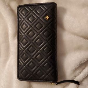 Tory Burch wallet